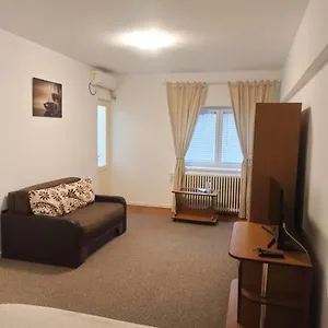 https://inner-circle-studio.bucharesthotelsnow.com