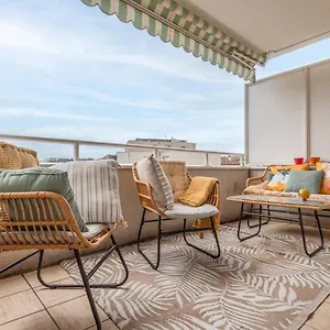 https://charming-apartment-with-terrace-in-annecy.hotels-rhonealpes.com