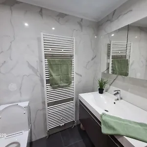 https://apt-liege.brusselshotelsbook.com