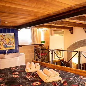 Piazza Del Gesù Appartement